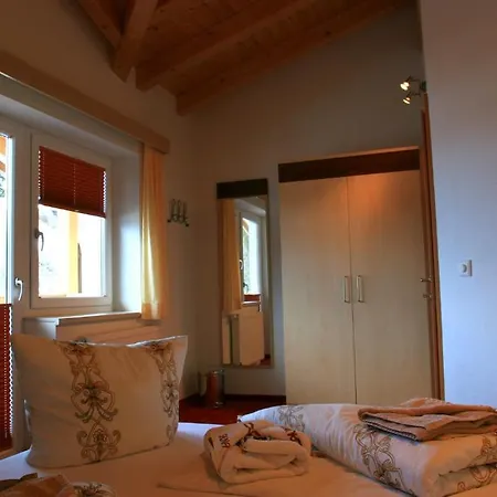 Appartements 4 Jahreszeiten Ehrwald Pokoj fotografie